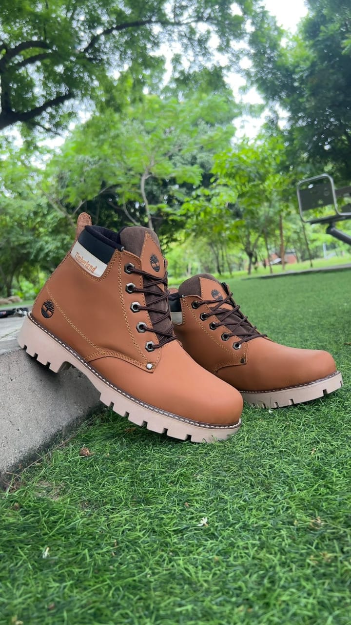 BOTA TIMBERLAND CLASICA CUERO